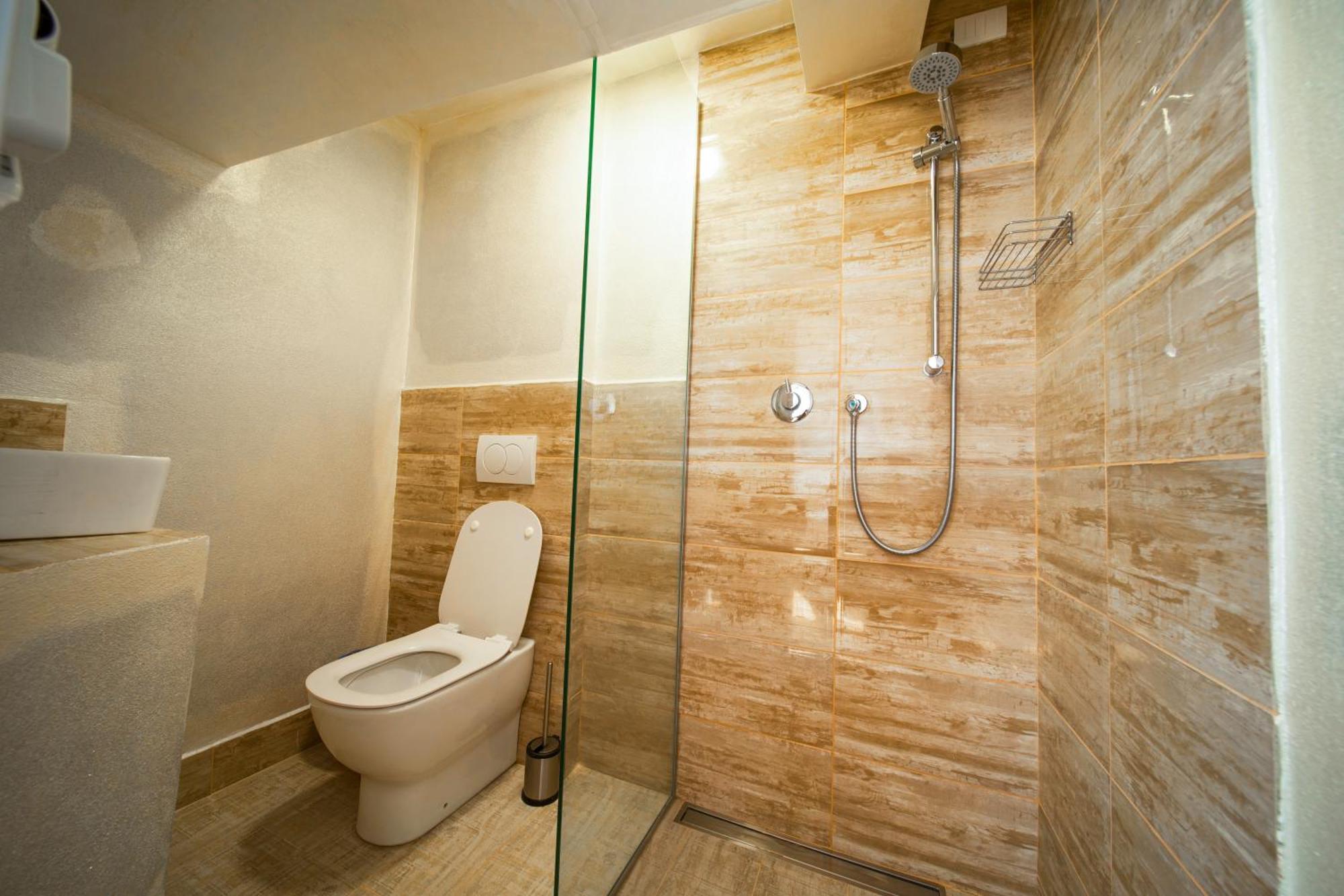 New Generation Hostel Como Lake エクステリア 写真