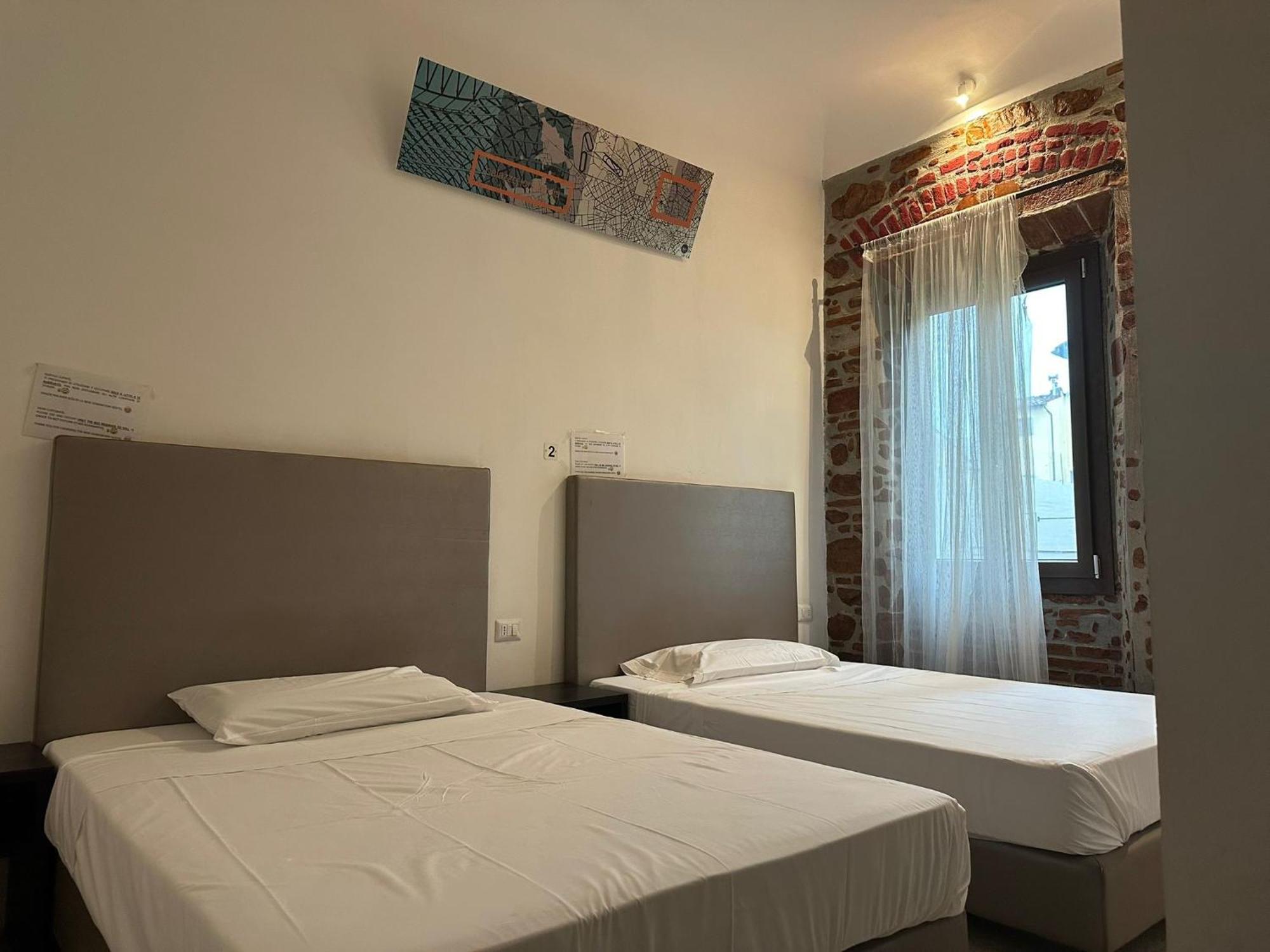 New Generation Hostel Como Lake エクステリア 写真